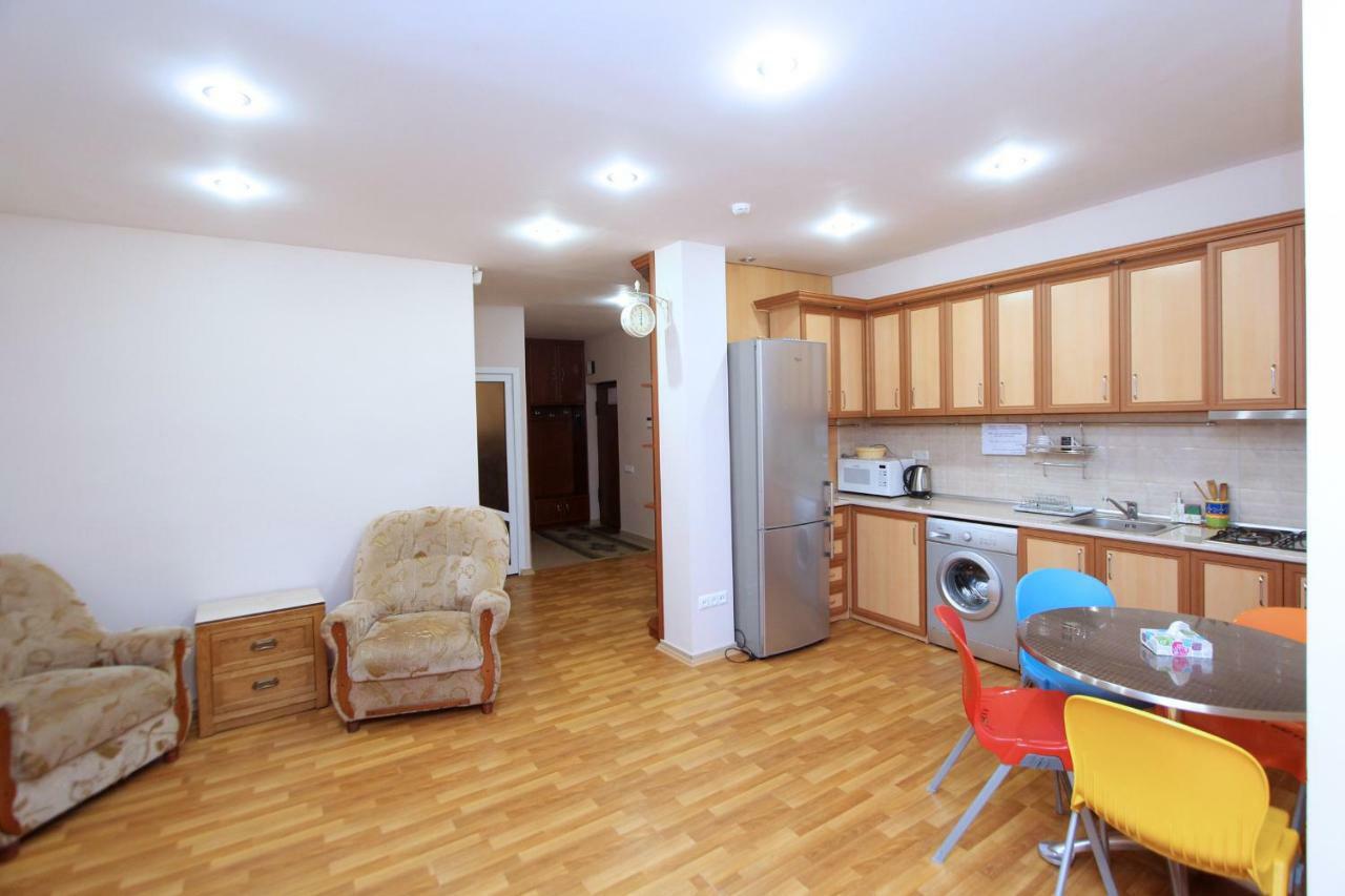 Top Apartments - Yerevan Centre Kültér fotó