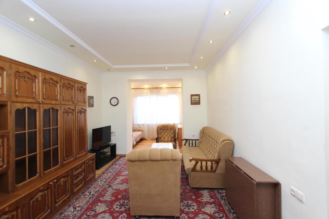 Top Apartments - Yerevan Centre Kültér fotó