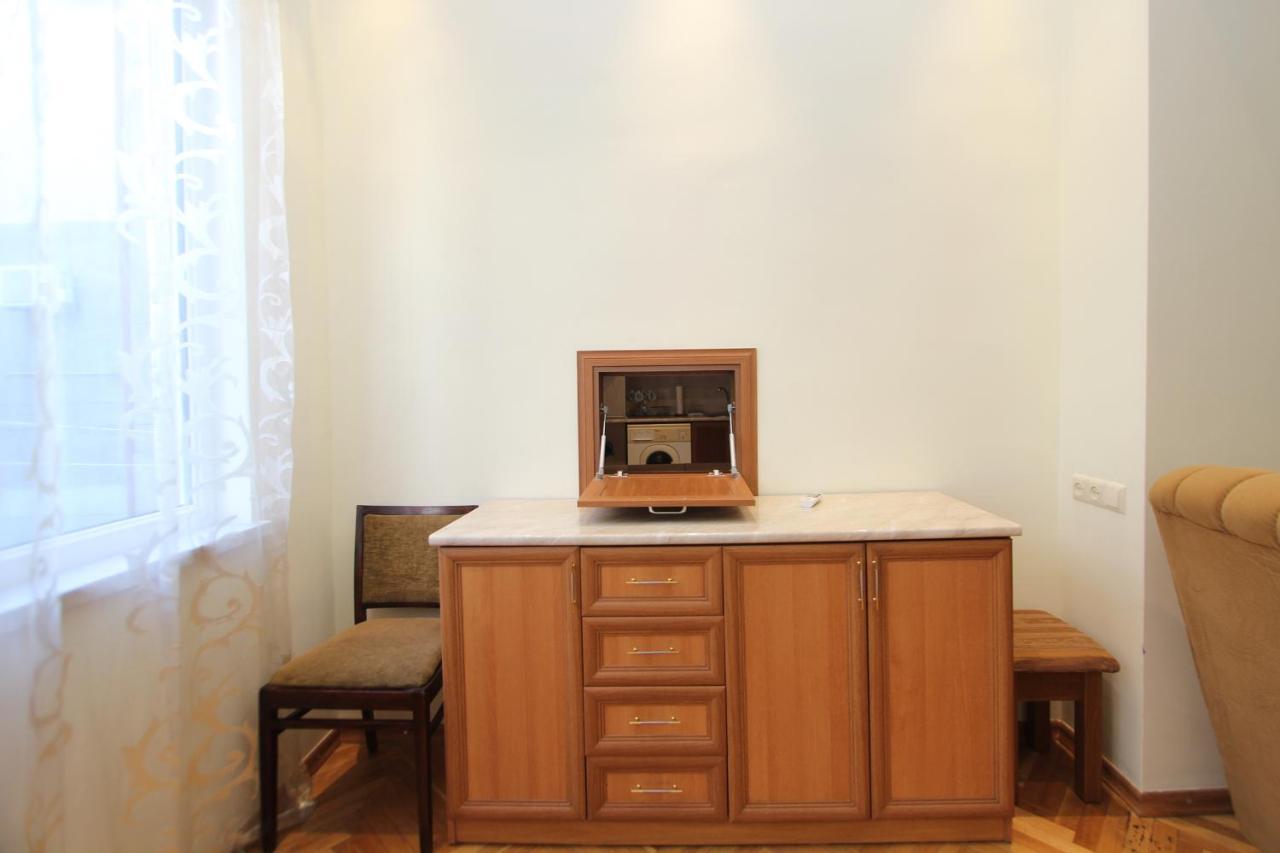 Top Apartments - Yerevan Centre Kültér fotó